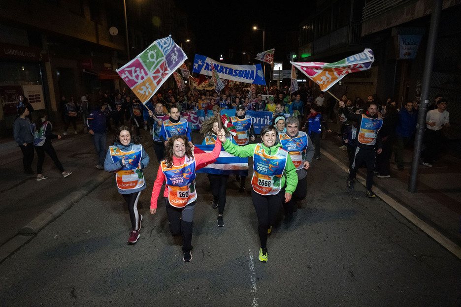 EH Bilduko ordezkariak Korrikan.