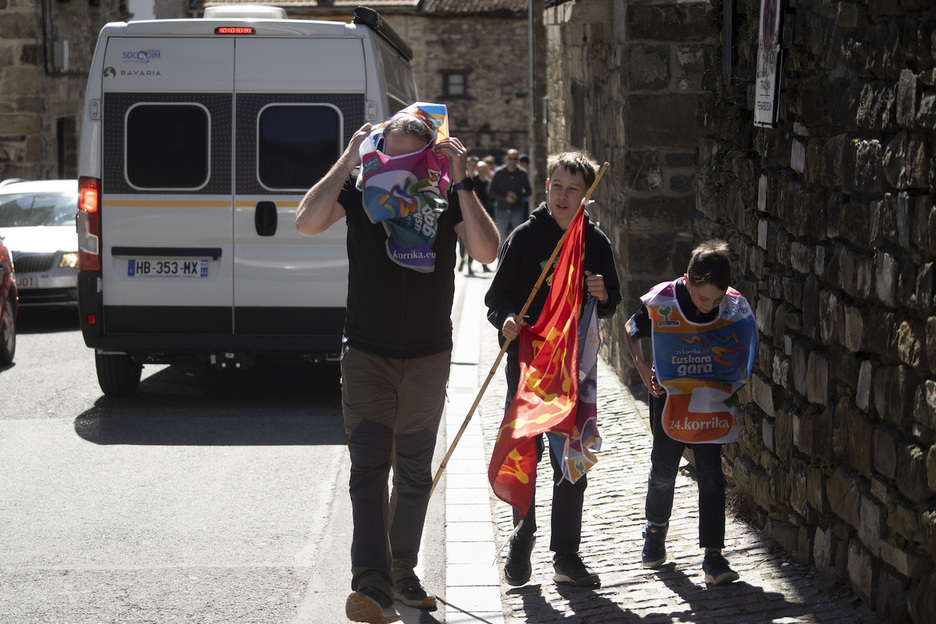 Dena prest Otsagabian lekukoa hartzeko. Dena prest Otsagabian lekukoa hartzeko.