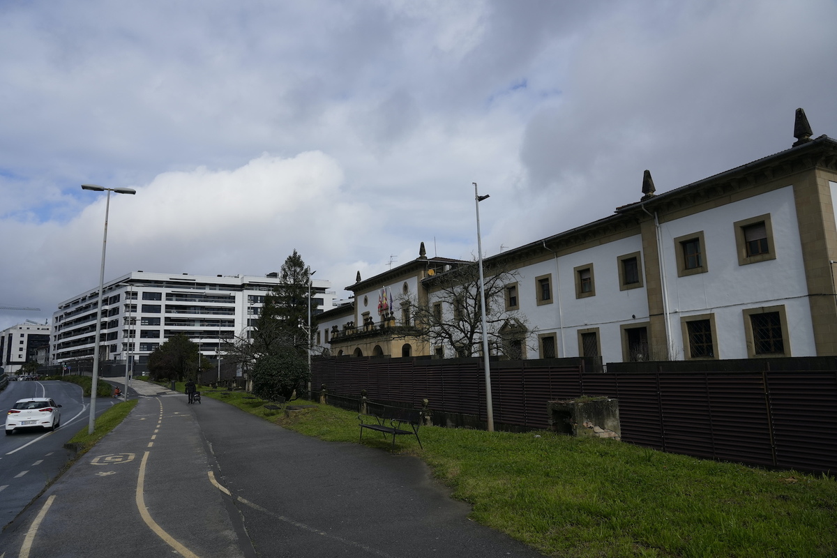 Martuteneko espetexea memoria-leku bezala oroitzeko eskaera berretsi du Donostiako EH Bilduk