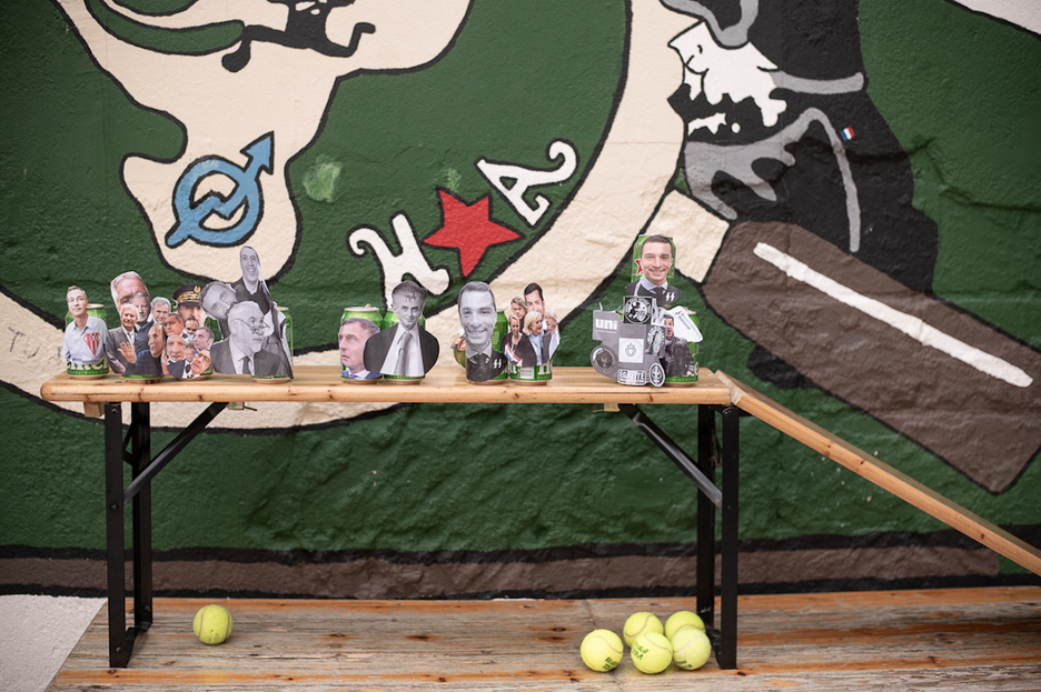 Des figures de l'extrême droite suppliciées. Des figures de l'extrême droite suppliciées.