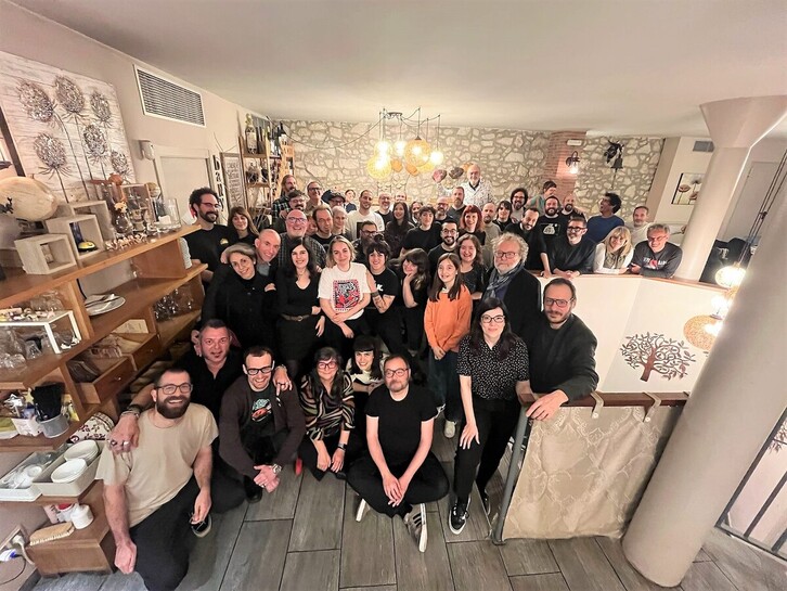 Fotografía tomada en la cena de empresa de Astiberri. 