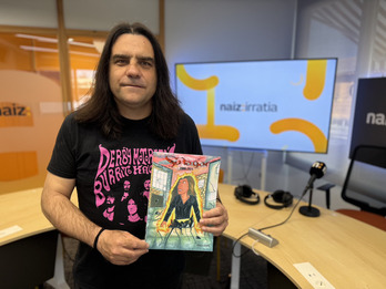 Urko Ansa, NAIZ Irratiko estudioetan