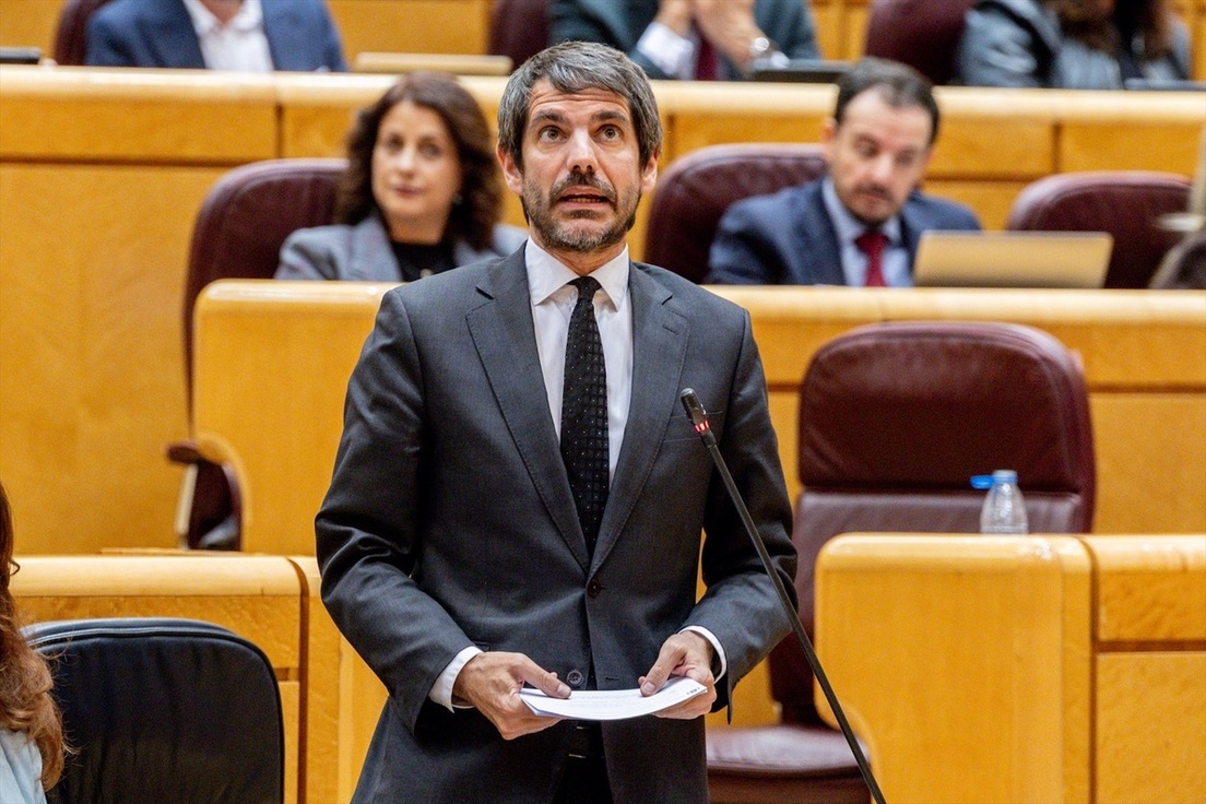 El ministro de Cultura, Ernest Urtasun, durante su intervención en el Senado español.