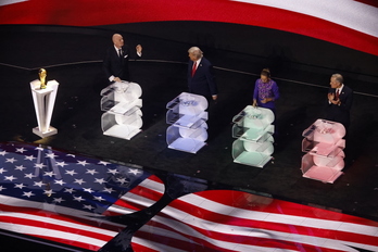 El presidente de la FIFA, Gianni Infantino, con sus homólogos de EEUU, México y Canadá, en el sorteo del Mundial.