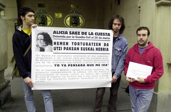 Denuncia de torturas de Alicia Saez de la Cuesta que dio a conocer Gestoras pro Amnistía tras su detención.