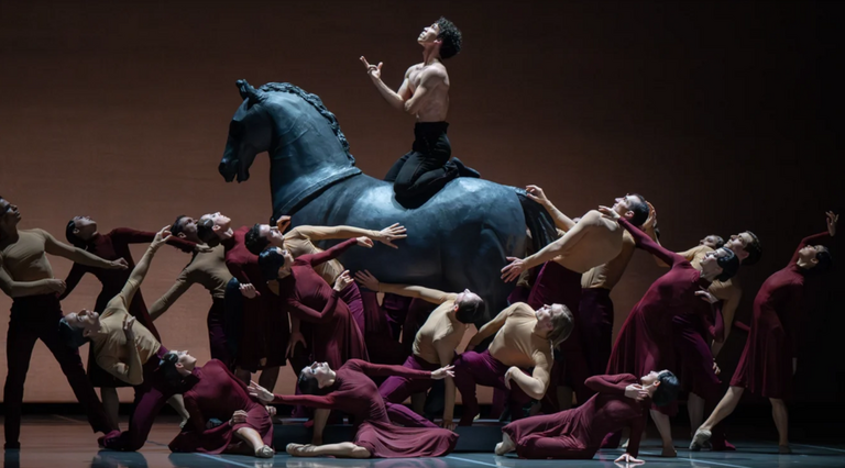 ‘Sémiramis’ koreografiaren une bat.