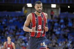 Luwawu-Cabarrot sacó su mejor cara para decidir en el último cuarto.
