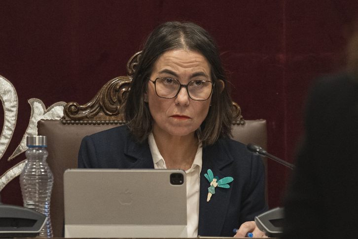 La alcaldesa de Getxo, Amaia Agirre, durante el pleno del 29 de enero en el que se debatieron las mociones de la oposición para pedir su dimisión.