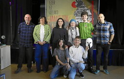 Garai, De Ibarra, Ruiz, Garcia, Iragorri eta Martin de Vidales, beste bi kiderekin.