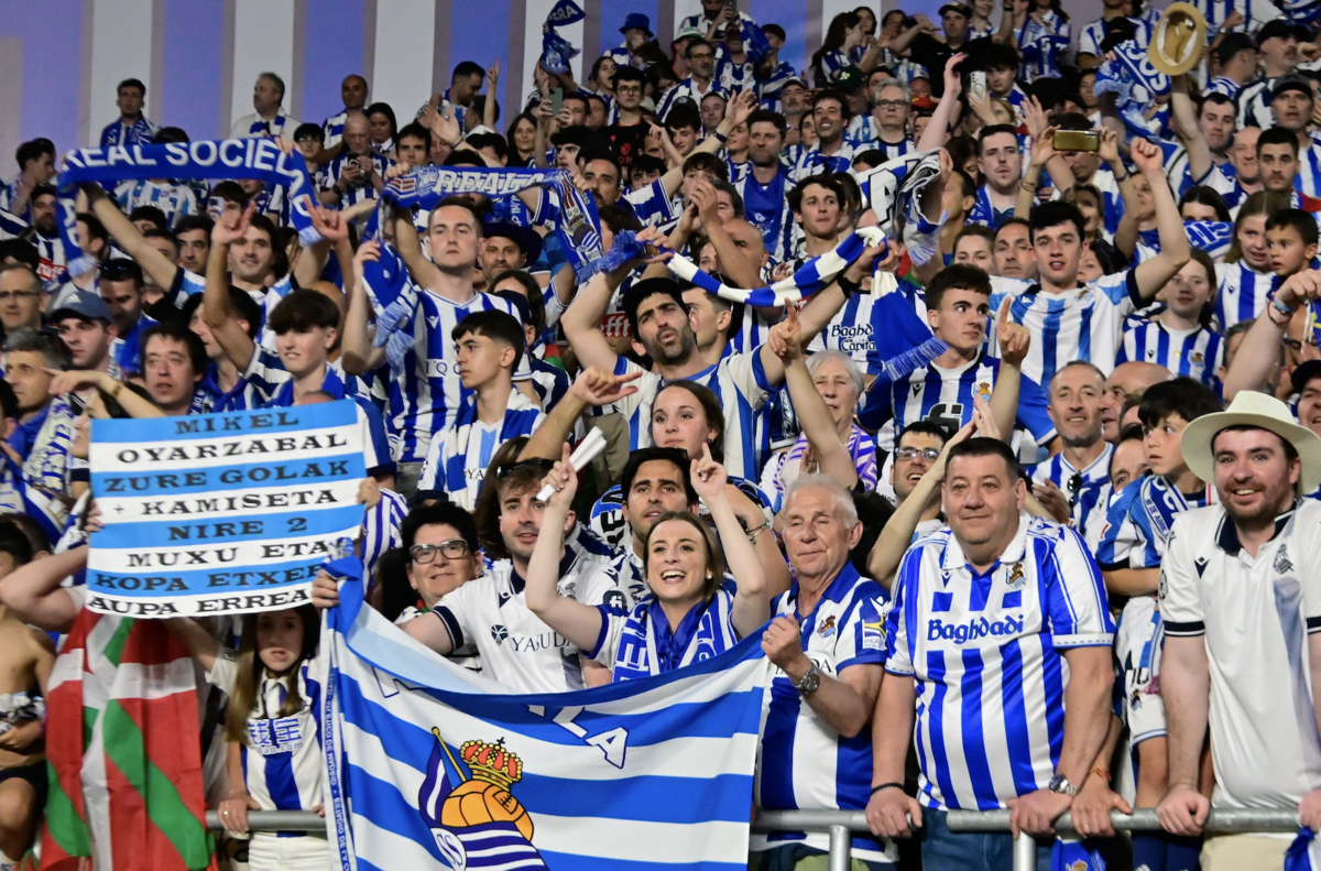 Qué larga va a ser la noche que ha empezado en la Cartuja...