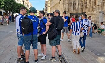 NAIZ Irratiko lankideak, Sevillan.