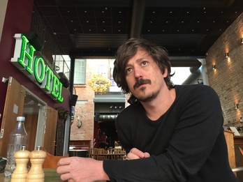 El cineasta Simón Mesa.