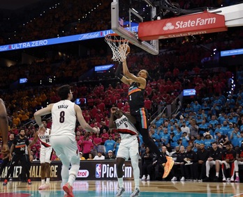 Victor Wembanyama ha estado imperial ante Portland en su estreno en unos play-offs de la NBA.