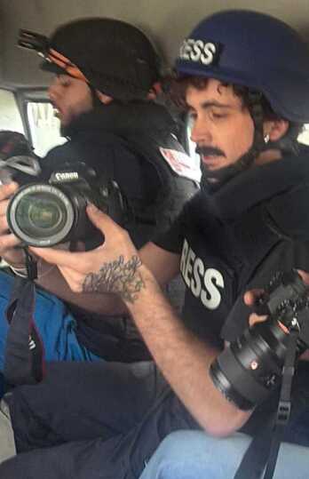 Pau Alarcón Sánchez durante una cobertura en el sur de Líbano.