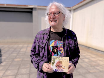 Bederatzi bertso sorta musikatu ditu bere lan berrian Mikel Markezek.