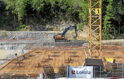 Construcción de viviendas en la zona de El Infierno.