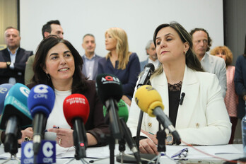 Elena Candía se hará con la Alcaldía de Lugo gracias al voto de la tránsfuga María Reigosa (derecha)