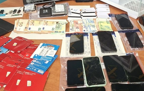 Bi atxilotu Murtzian, bertako enpresari bati eta Gipuzkoako Udal bati iruzur egiteagatik