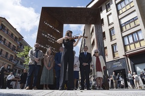 Memoria y reivindicación en el 89º aniversario del bombardeo de Gernika