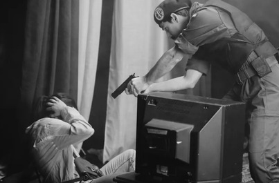 ‘Lutxi eta zuhaitza’ reconstruye cómo Urigoitia fue disparada a quemarropa por la Guardia Civil en la casa de Trintxerpe.