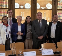 2025ean Ipar Euskal Herriko parlamentarioek orduko Hezkuntza ministroarekin bilkura bat egin zuten.