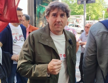 Eneko Andueza ha participado en la manifestación de CCOO y UGT en Bilbo.