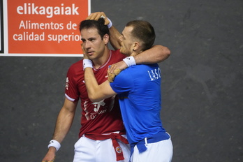 Laso eta Darioren arteko agurra Atano III.enean; biak sailkatu dira finalerdietara.
