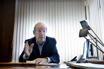 Carlos Garaikoetxea, en Iruñea en esta entrevista de 2010.