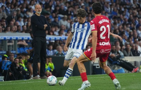 Aritz Elustondo cerrará su etapa en la Real al finalizar la reciente temporada