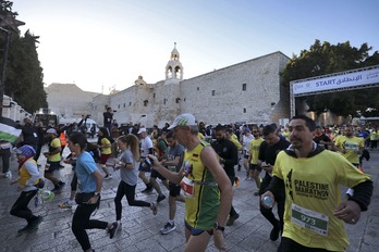 Belén recupera su maratón tras el parón desde 2023 a causa del acoso militar de Israel.