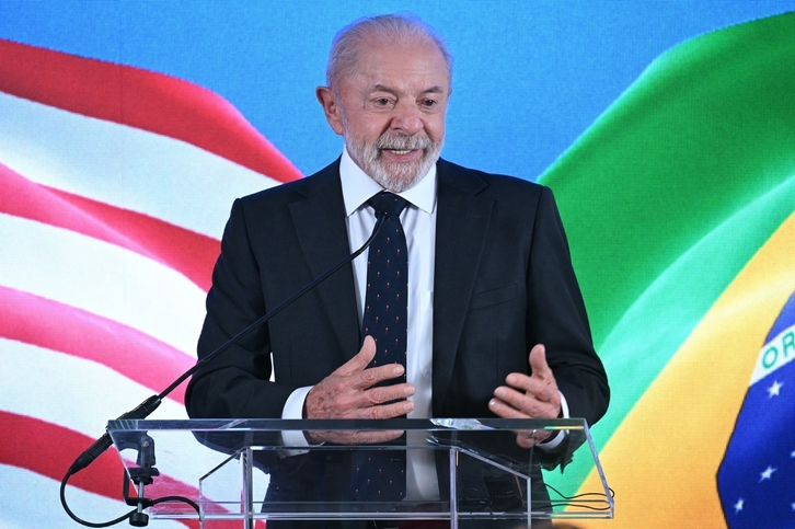Lula da Silva comparece en la Embajada de Brasil tras la reunión con Donald Trump.