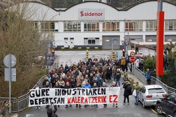 Manifestación de trabajadores de la planta de Sidenor en Azkoitia.