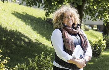 Leire Escajedo San Epifanio EHUko Konstituzio Zuzenbideko irakaslea da.