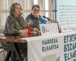 Comparecencia de Iratxe Urizar y Egoitz Koto en Bilbo.