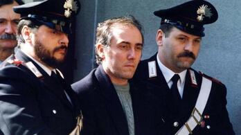 Roberto Savi, líder de la banda, en el momento del arresto.