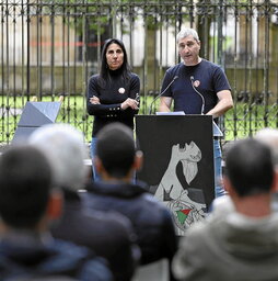 Un momento del acto de ayer en Gernika.