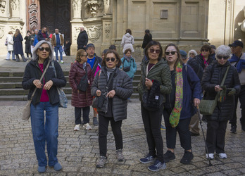 Turistas en la Parte Vieja donostiarra.