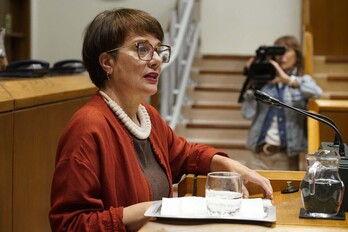 Itziar Murua en su intervención ante el pleno.