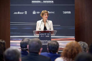 Chivite, durante su intervención en la jornada sobre el automóvil celebrada en Iruñea.