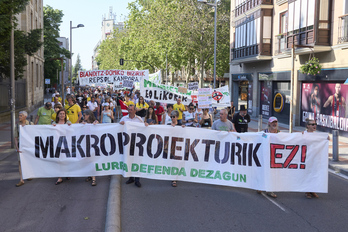 Gasteizko manifestazioaren hasiera.