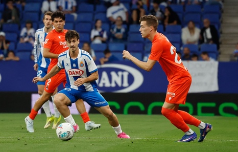 Espanyol y Real Sociedad empatan 1-1 en Cornellà