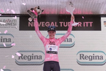 Anna Van der Breggen, nueva magllia rosa del Giro.