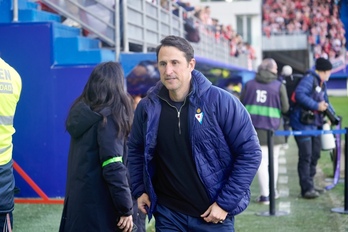 El Eibar confía un año más en Beñat San José para intentar el ansiado ascenso.
