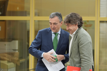 Esteban y Andueza han comparecido tras semanas de desencuentros.