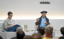 Pello Otxandiano eta Tasio Erkizia Gasteizko solasaldian.