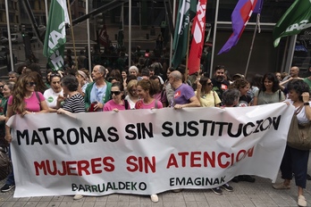 2024. urtean Bilbon, Osasun Sailaren aurrean, emaginen alde egindako protesta.