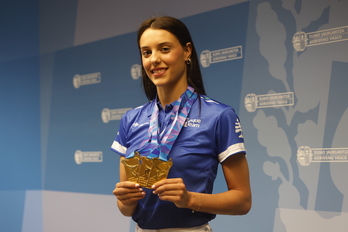 Salma Solaun, con las medallas obtenidas el año pasado en el Campeonato de Europa.