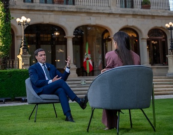 Imanol Pradales, en la entrevista este martes noche.