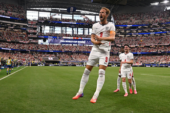 Harry Kane celebra su segundo gol en el partido del Mundial entre Inglaterra y Croacia.