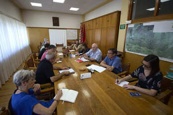 Imagen de los documentos impresos disponibles en el sitio web del Departamento de Justicia de EEUU.